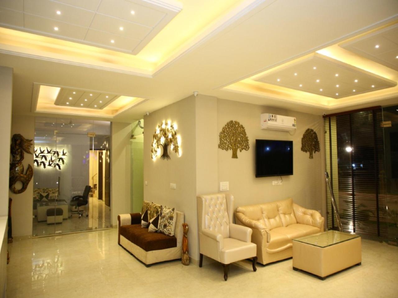 Anandam Clarks Inn Suites Vrindāvan מראה חיצוני תמונה