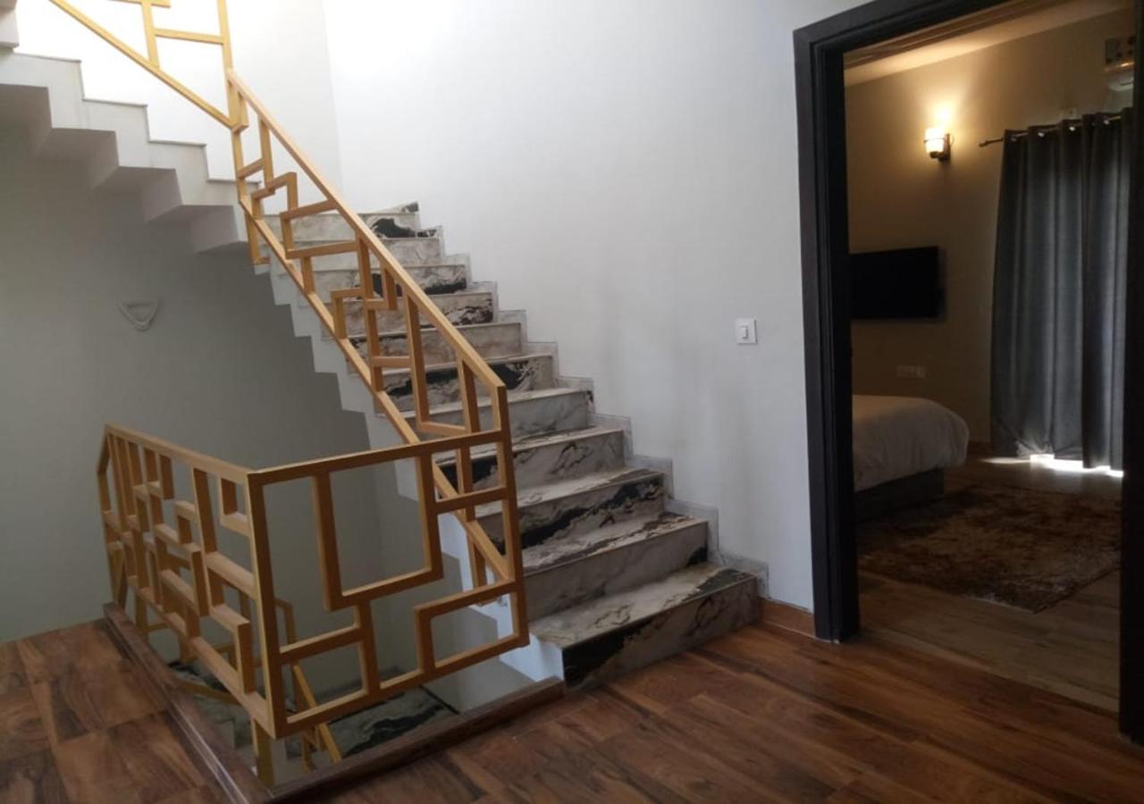 Anandam Clarks Inn Suites Vrindāvan מראה חיצוני תמונה