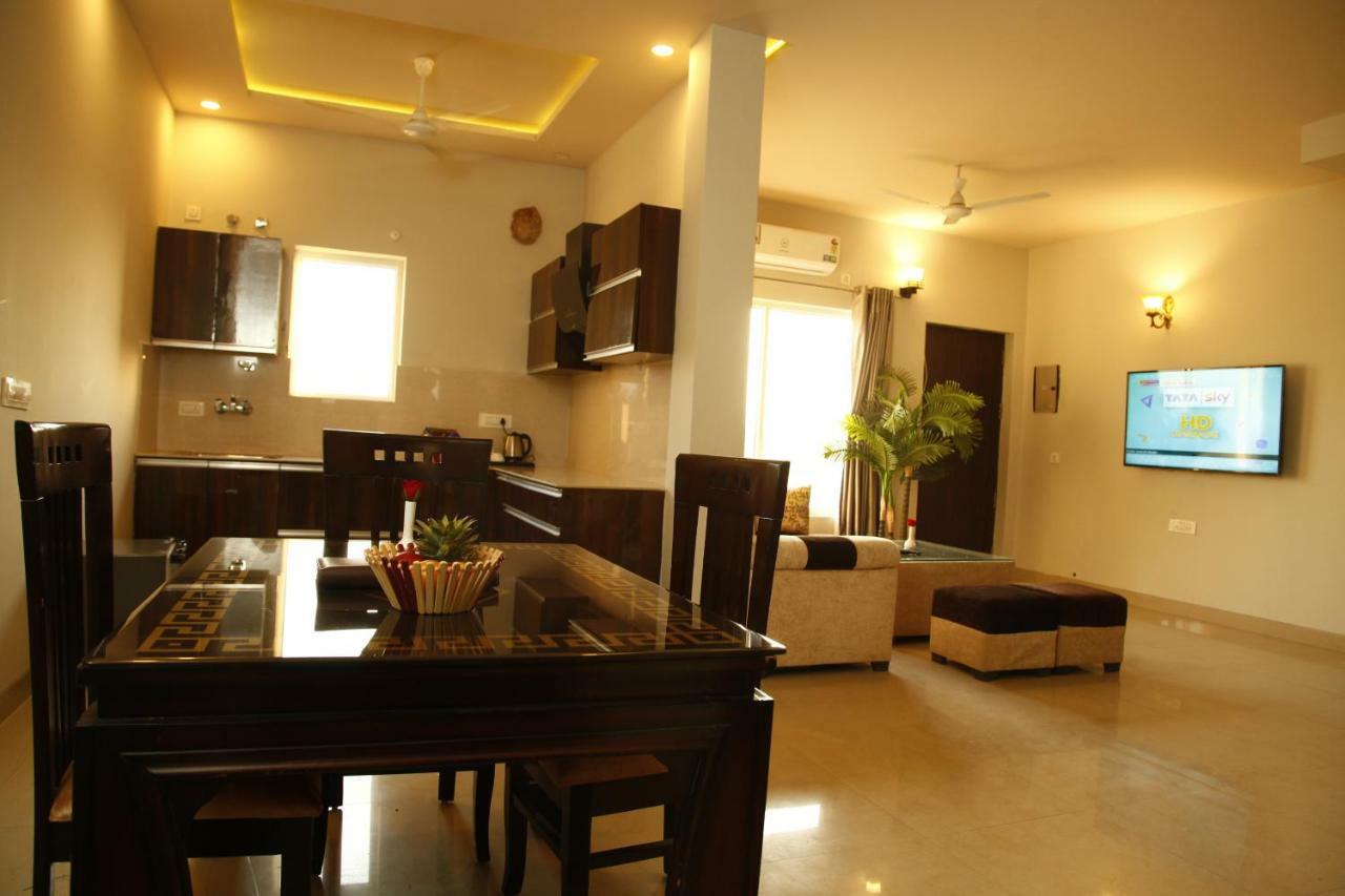 Anandam Clarks Inn Suites Vrindāvan מראה חיצוני תמונה
