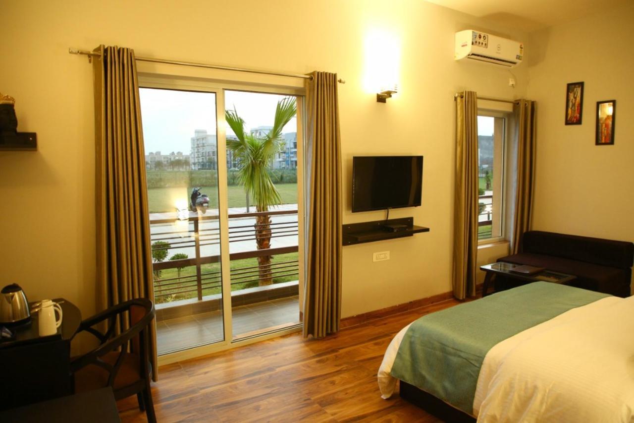Anandam Clarks Inn Suites Vrindāvan מראה חיצוני תמונה